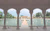 shalimar-large.jpg (47911 bytes)