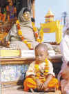child_devotee_HT_Kamal_Kishore.jpg (47837 bytes)