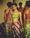 NIFT_Fashion_show_Mumbai_2001_Helen_Brodie-Ajay_Umesh.jpg (59869 bytes)