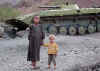 panjsher valley-childrenand tank.JPG (68333 bytes)